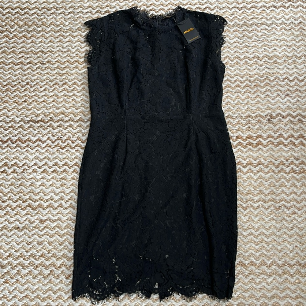 Gorgeous NWT Little Black Dress by Amazon.